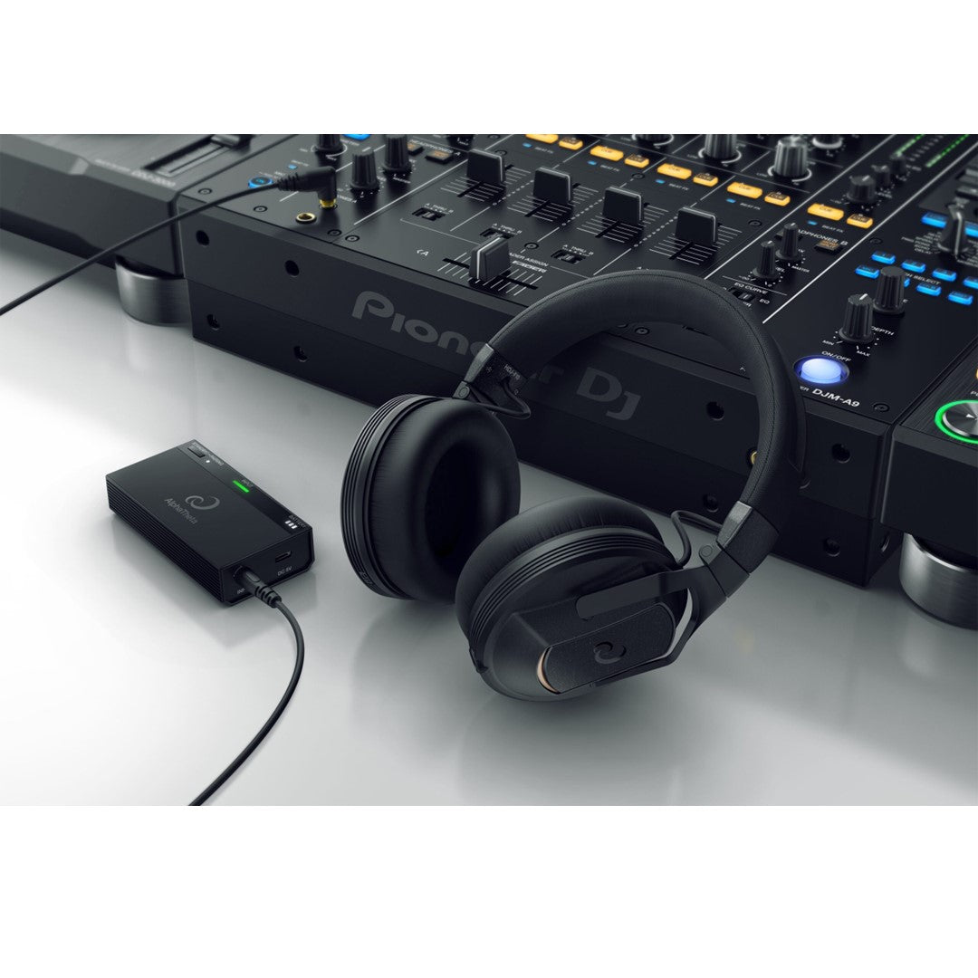 HDJ-F10-TX Professional Wireless DJ Headphones+Transmitter- LifeStyle
